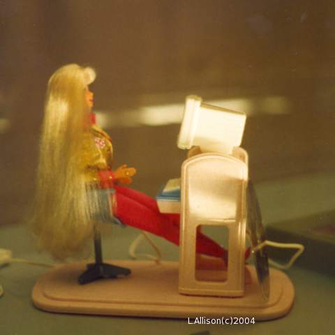 barbie u počítače.jpg